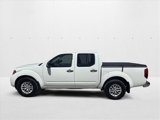 Used 2018 Nissan Frontier SV image 2