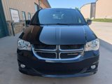 Used 2019 Dodge Grand Caravan SXT image 2