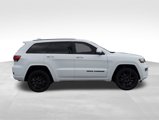 Used 2020 Jeep Grand Cherokee Altitude image 6