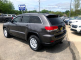 Used 2018 Jeep Grand Cherokee Laredo image 2