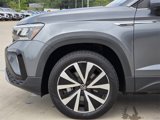 Used 2022 Volkswagen Taos SE image 5