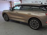 Used 2020 Lincoln Corsair Reserve w/ Equipment Group 201A image 3