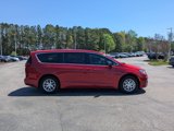 New 2025 Chrysler Pacifica Select image 4