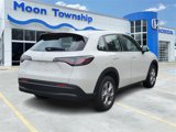 New 2025 Honda HR-V LX image 4