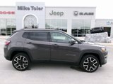 Used 2017 Jeep Compass Limited w/ Navigation Group image 5