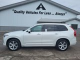 Used 2023 Volvo XC90 B5 Core image 3