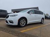 Used 2022 Chrysler Pacifica Limited image 2