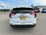 Used 2024 GMC Terrain SLT image 3