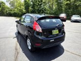 Used 2017 Ford Fiesta SE image 5
