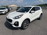 Used 2020 Kia Sportage LX w/ LX Popular Package image 2