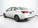 Used 2021 Nissan Versa SV image 5