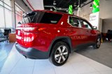 Used 2019 Chevrolet Traverse LT w/ LT Premium Package image 5