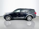 Used 2020 Ford Explorer Platinum w/ Premium Technology Package image 4