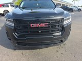 Used 2021 GMC Acadia SLT w/ Elevation Edition image 3