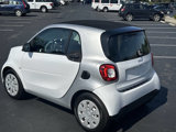 Used 2017 smart fortwo pure image 5
