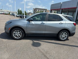 Used 2023 Chevrolet Equinox LT image 2