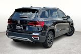 Used 2024 Volkswagen Taos SE image 2