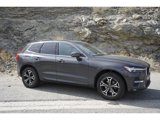 Used 2022 Volvo XC60 B5 Momentum w/ Climate Package image 2