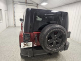 Used 2010 Jeep Wrangler Unlimited Sahara image 3