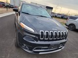 Used 2016 Jeep Cherokee Overland w/ Technology Group image 2