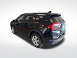 Used 2024 GMC Terrain SLE image 3