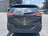 Used 2016 Jeep Cherokee Latitude w/ Comfort/Convenience Group image 6