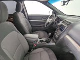 Used 2018 Ford Explorer XLT w/ Equipment Group 201A image 3