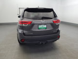 Used 2018 Toyota Highlander XLE image 6