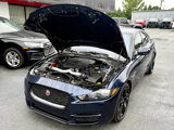 Used 2017 Jaguar XE Premium image 5