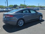 Used 2019 Ford Fusion SE image 3