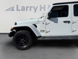 Used 2020 Jeep Gladiator Overland image 2