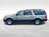 Used 2007 Ford Expedition EL XLT image 2