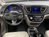 Certified 2017 Chrysler Pacifica Touring-L image 5