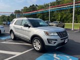 Used 2017 Ford Explorer XLT w/ Equipment Group 202A image 5