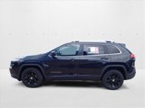 Used 2015 Jeep Cherokee Latitude w/ Comfort/Convenience Group image 2