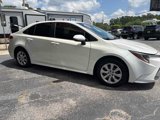 Used 2020 Toyota Corolla LE image 3