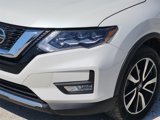 Used 2019 Nissan Rogue SL w/ Premium Package image 4