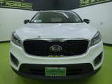 Used 2016 Kia Sorento LX image 3