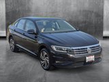 Used 2020 Volkswagen Jetta SEL Premium image 3