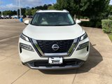 Used 2023 Nissan Rogue SL image 2
