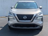 Used 2021 Nissan Rogue SV image 3