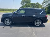 Used 2017 INFINITI QX80 Limited image 4