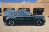 Used 2024 Hyundai Santa Fe SEL image 2