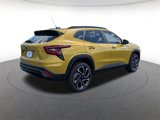New 2025 Chevrolet Trax RS image 4