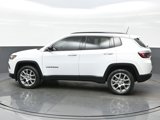 Used 2022 Jeep Compass Latitude image 3