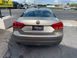 Used 2015 Volkswagen Passat 1.8T SE image 5