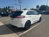 Used 2022 Ford Edge SE w/ Black Appearance Package image 3
