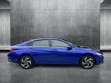 New 2025 Hyundai Elantra SEL image 4