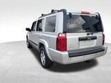 Used 2009 Jeep Commander Sport image 3