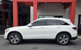 Used 2020 Mercedes-Benz GLC 300 w/ Parking Assistance Package image 4